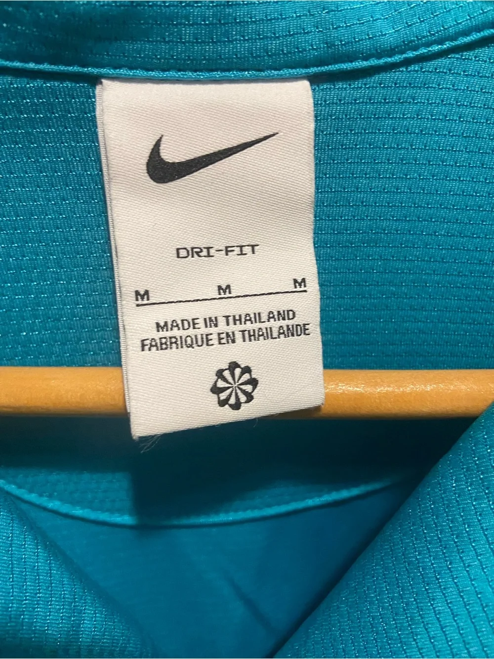 Nike lightweight button